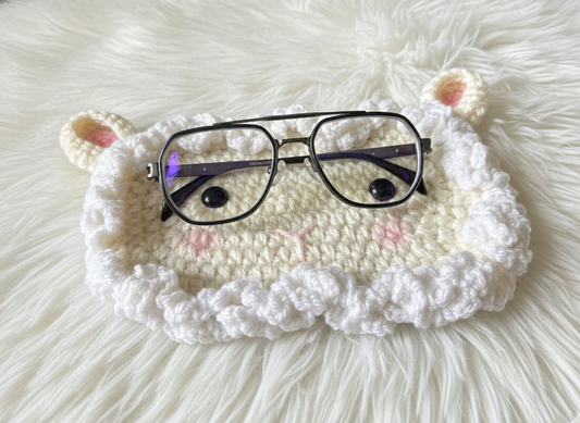 The Cozy Spectacle Keeper