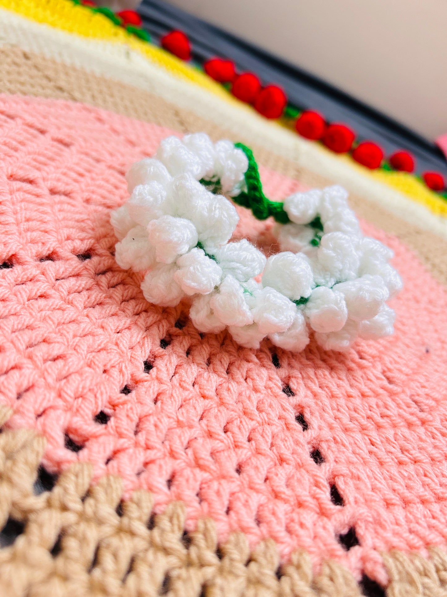 Crocheted White Jasmine Garland Hair Tie